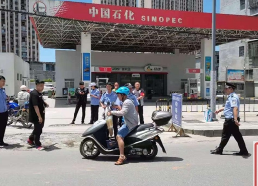 兴隆街道重拳出击开展交通整治