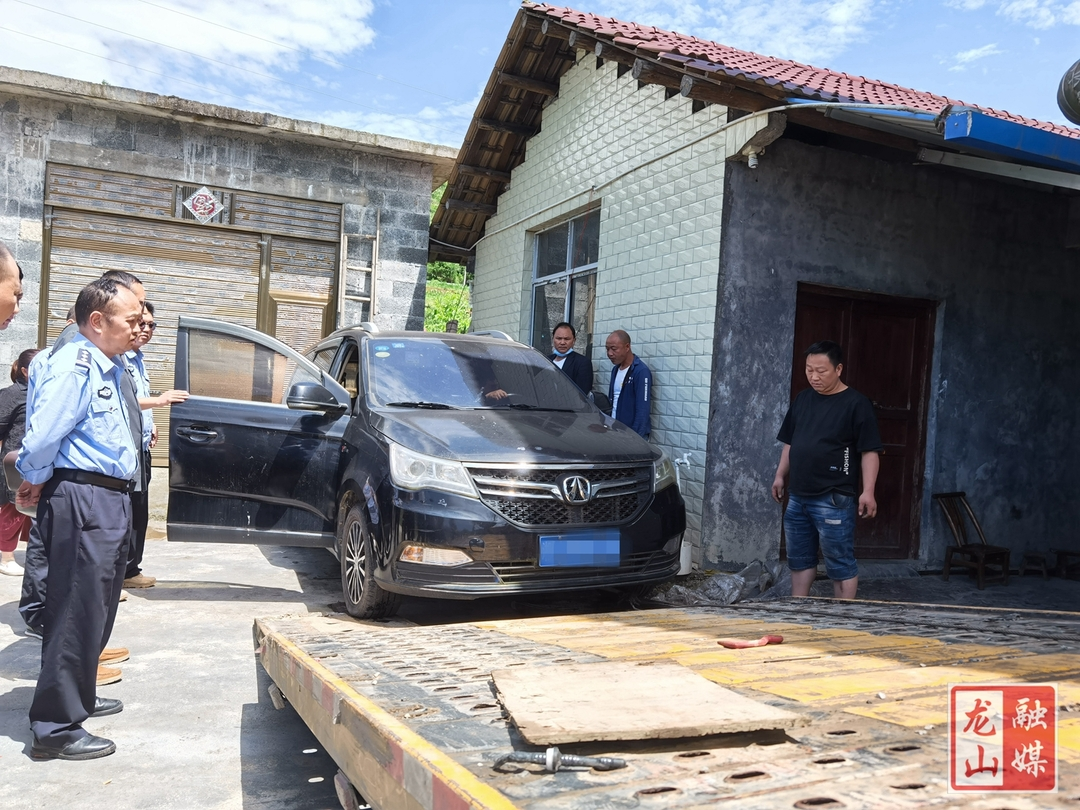 龙山法院：强制执行一起返还原物纠纷案