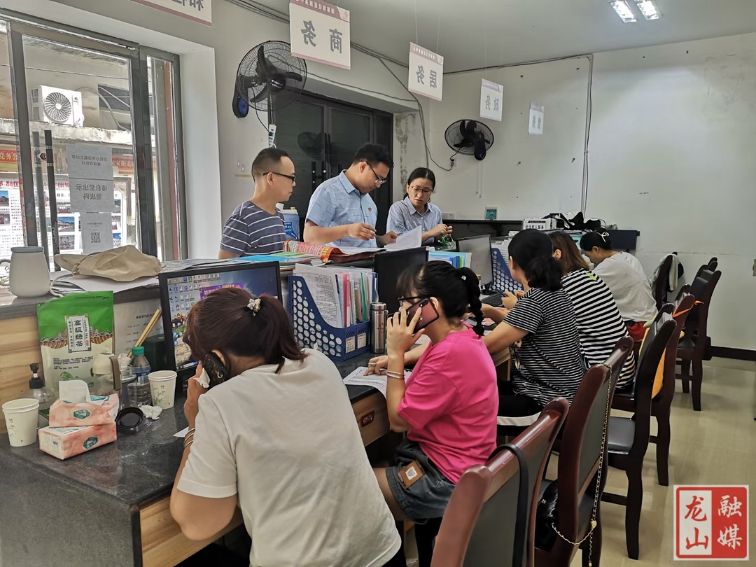 【我为群众办实事】民安街道：为疫苗接种“话务员”点赞