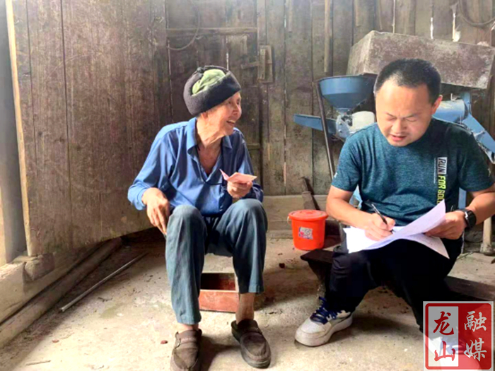 县退役军人事务局开展常态化走访慰问