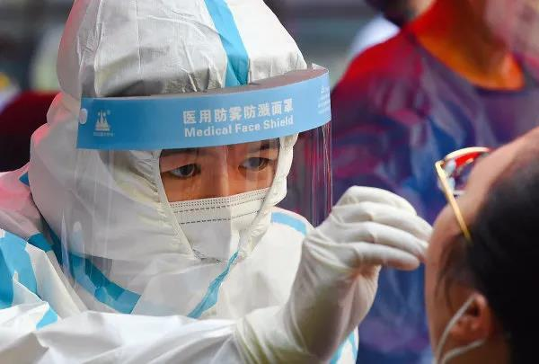 疫情防控，要狠抓一个“实”字 ——四谈坚决打赢疫情防控这场硬仗