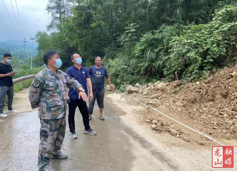 赵银河深入洛塔乡调研督导工作