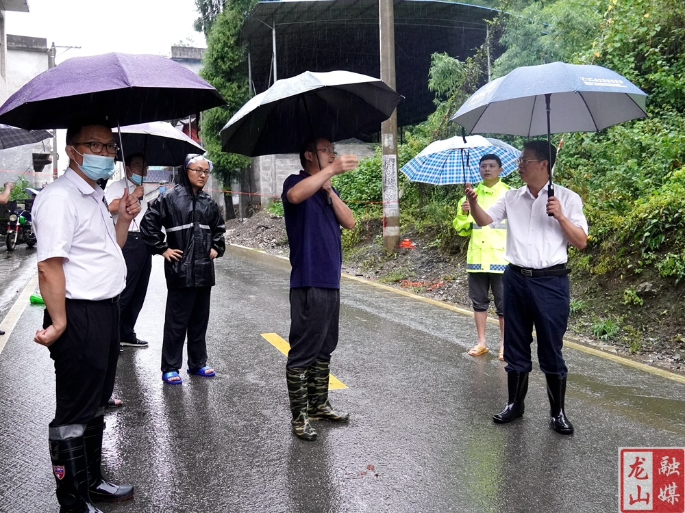 刘冬生深入洛塔乡调研指导防汛工作