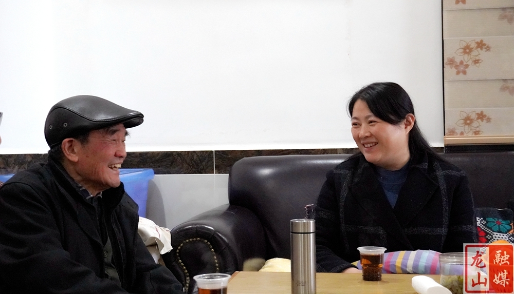 【新春走基层】时荣芬开展2022年春节走访慰问活动