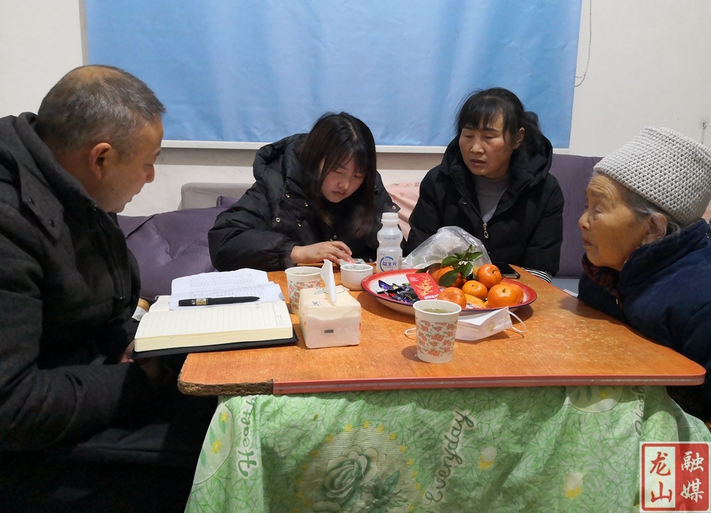 【新春走基层】县台办开展春节走访慰问台胞台属活动