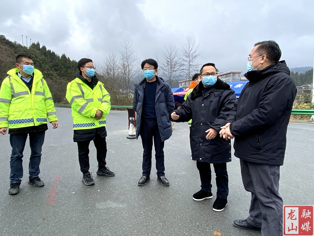 刘勇督导疫情防控工作并慰问一线防控人员