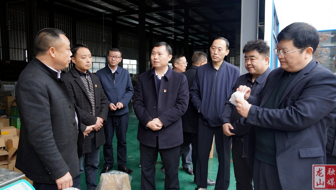 周胜益调研特色农业产业和乡村振兴工作