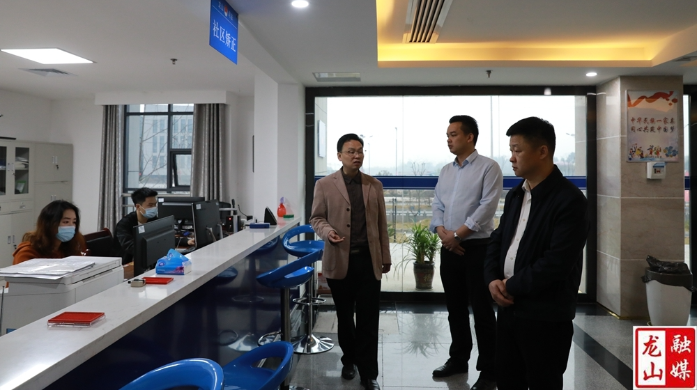 州司法局局长印道其调研龙山县司法行政工作