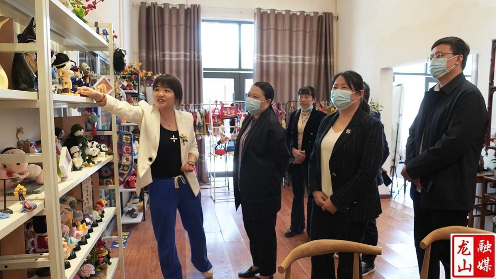 吴凌频到龙山县调研疫情防控及统战工作