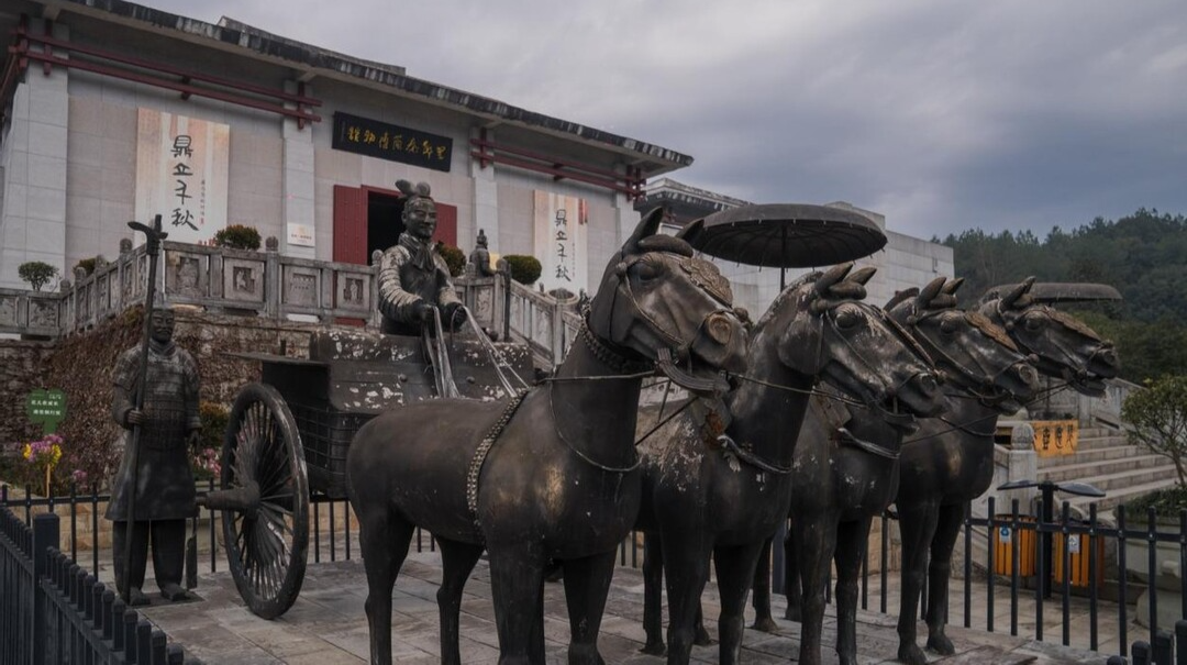 湘西之巅，一眼千年