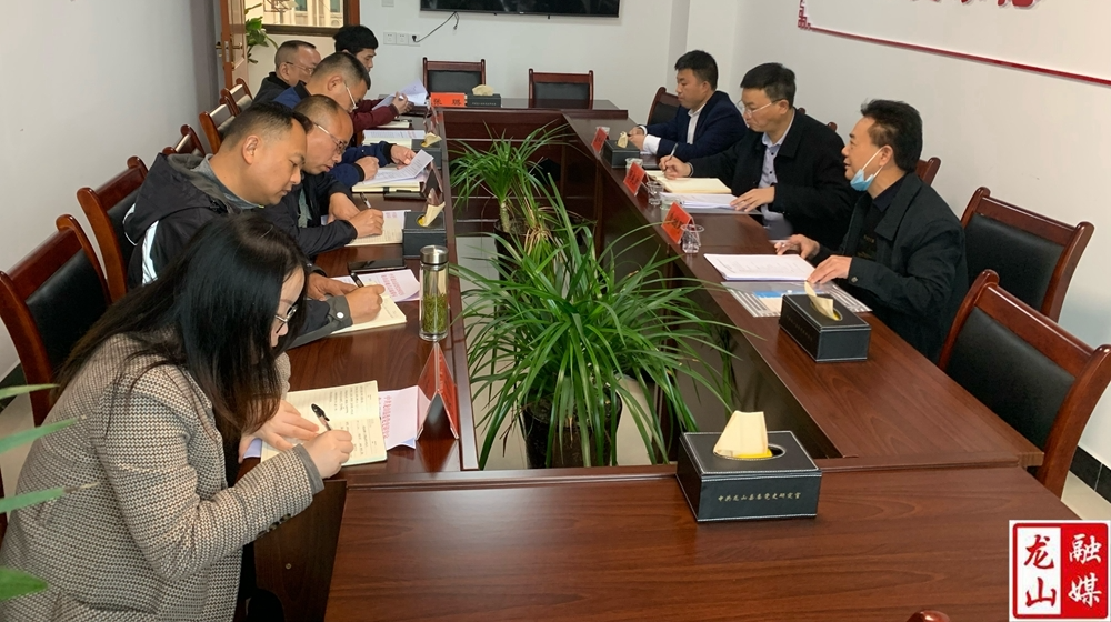 州委党史研究室一行来县调研党史研究和地方志工作