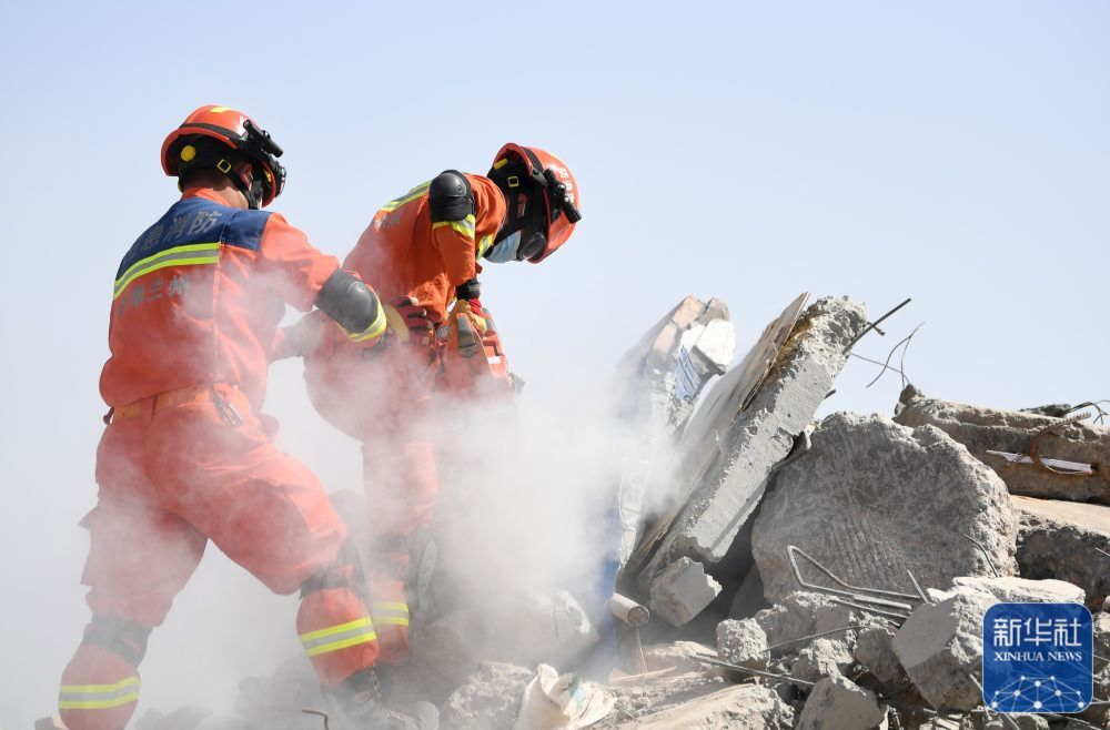 “应急使命·2022”抗震救灾演习在甘肃举行