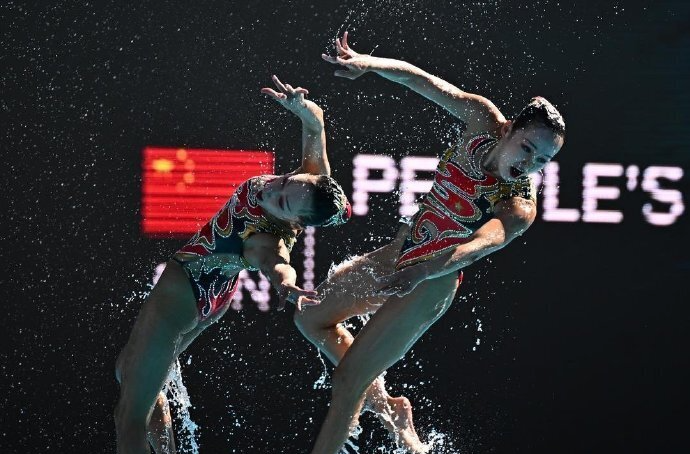 世锦赛第二金！中国花游队夺集体技术自选金牌