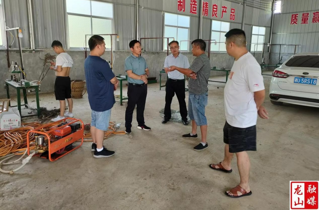 余志国调研洗车河镇民族中医药发展工作