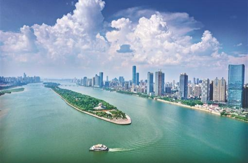 「奋进新征程 建功新时代·非凡十年」长沙，“一江两岸”绽繁华