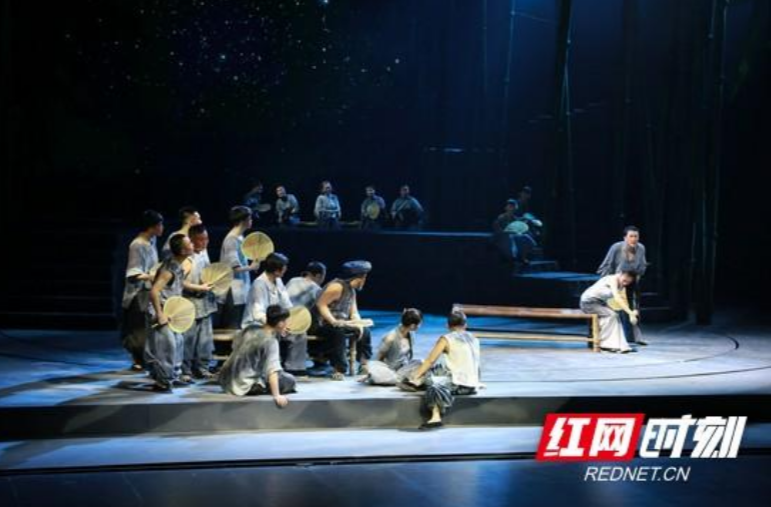 从十八洞村到清溪村