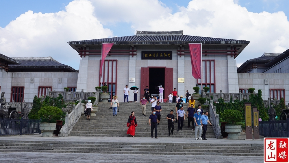 2022年湖南省（夏季）乡村文化旅游节：精品旅游线路踩线活动在龙山县里耶镇启动