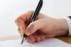 美国总统拜登签署瑞典和芬兰加入北约的议定书