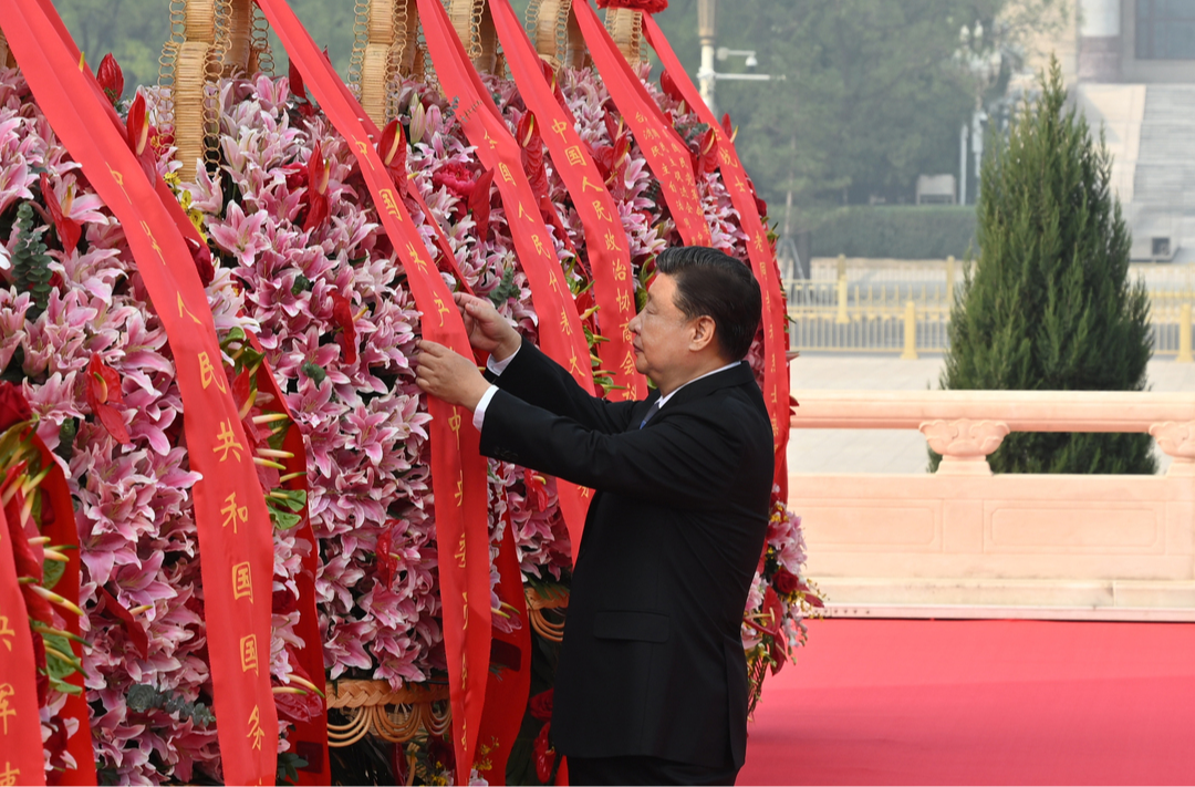 烈士纪念日向人民英雄敬献花篮仪式在京隆重举行