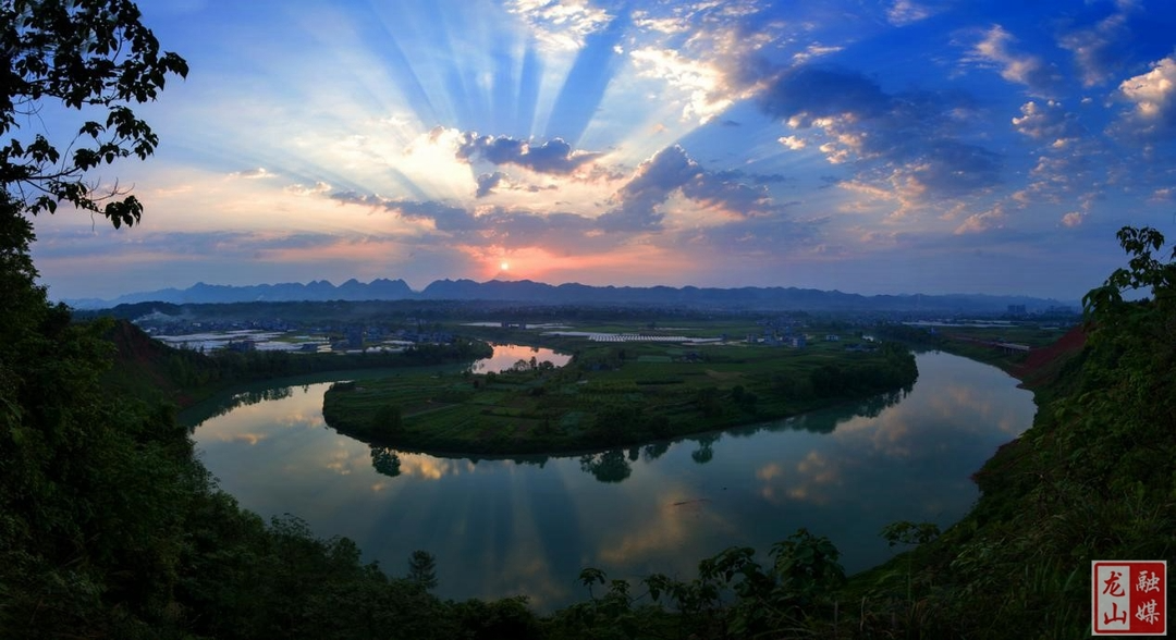 酉水河畔退渔人