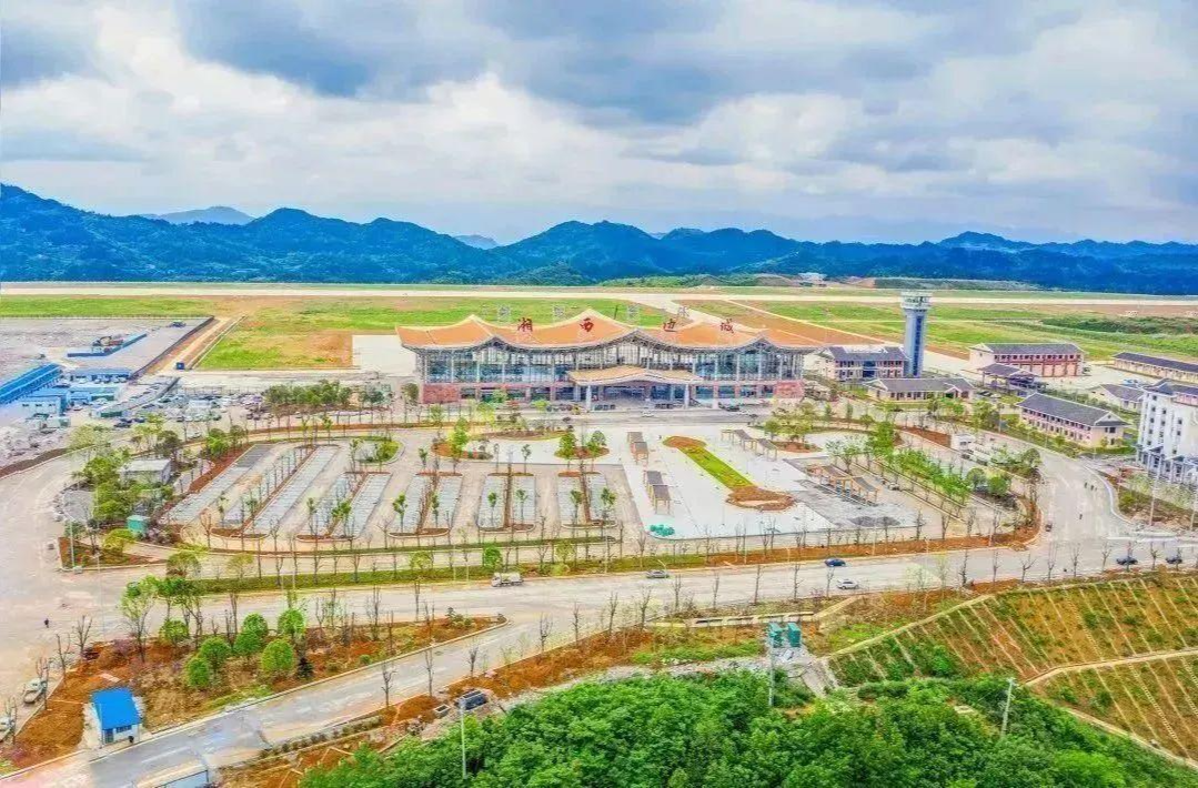 终身免门票、半价、七折 —— “乘机游湘西”旅游优惠活动重磅推出！