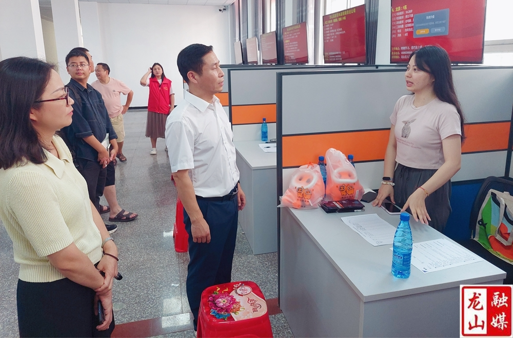 县人社局服务高校毕业生就业创业再发力