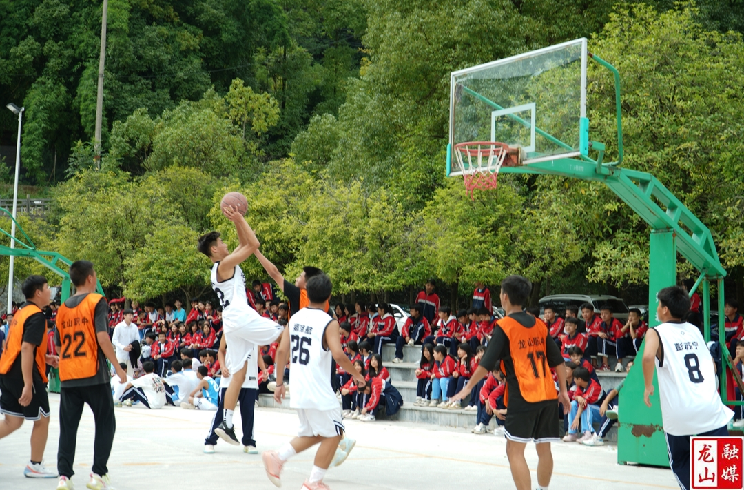 第一职业中学“新生杯”比赛圆满结束