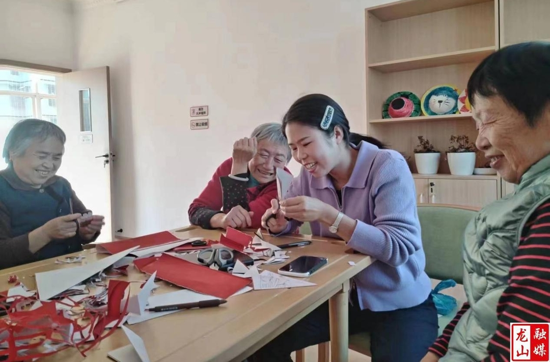 龙山县：推动养老服务提质增效 构建“15分钟”养老服务圈