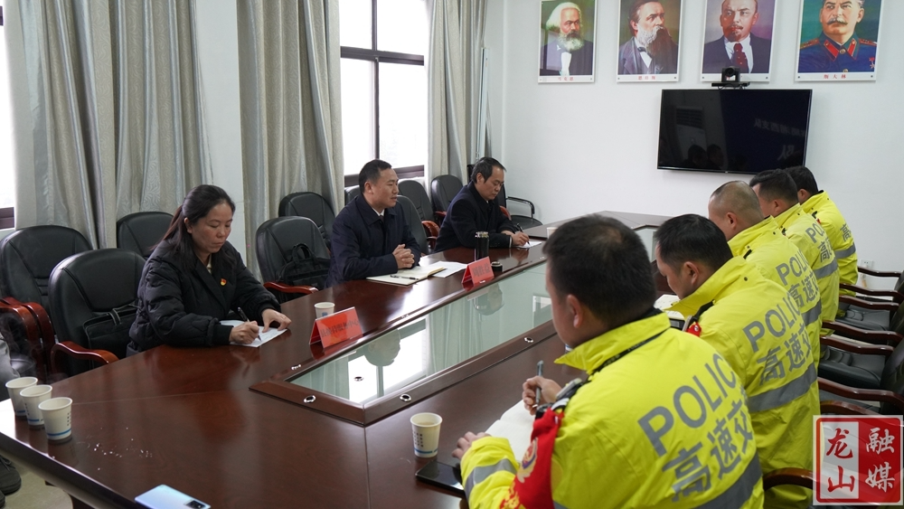 【新春走基层】周胜益开展春节前走访慰问