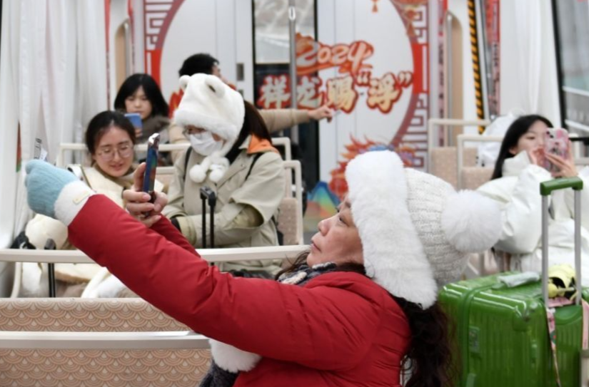 “小”场景涌动经济“大”能量丨“小站”看文旅融合：让游客更惬意地抵达“诗和远方”