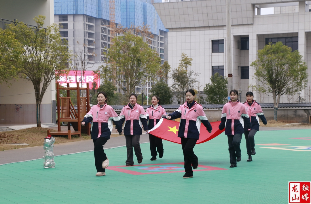 县第一幼儿园举行春季开学典礼