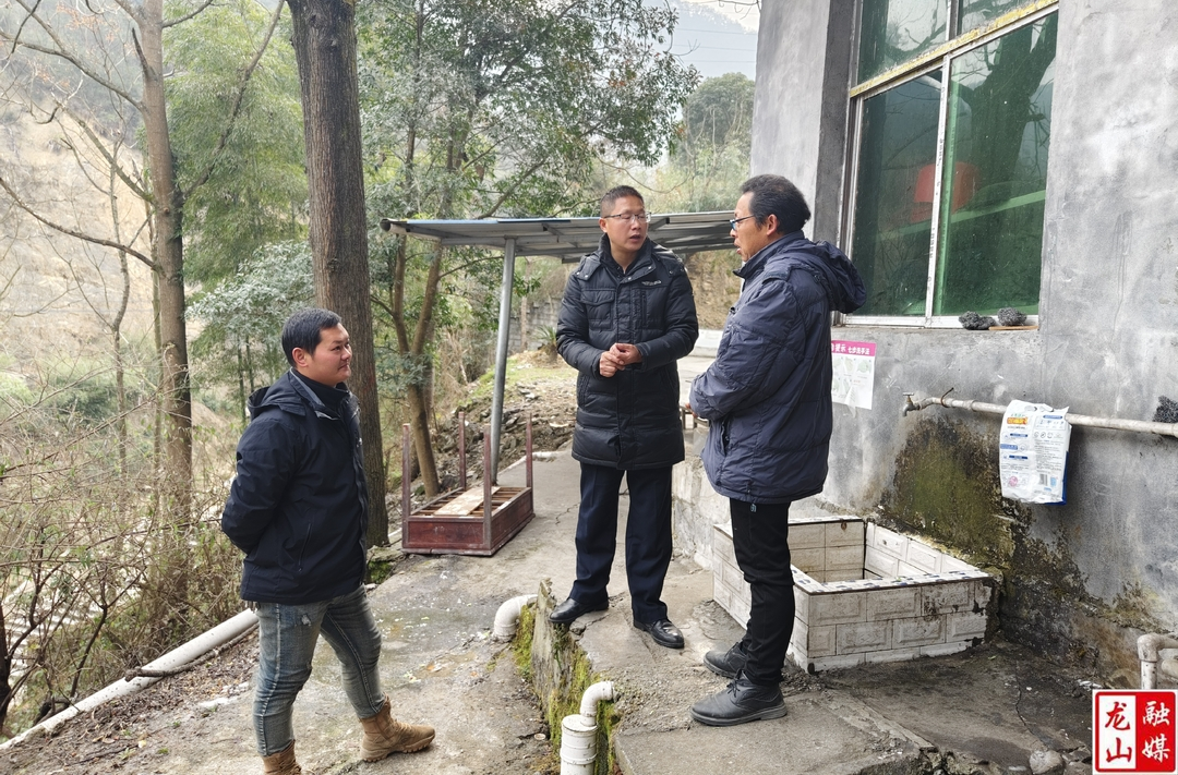 咱果乡积极开展消防安全“敲门行动”