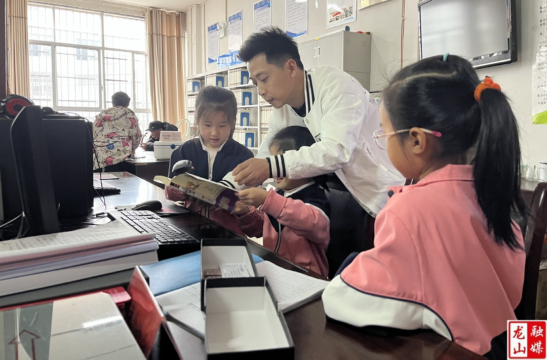 县少儿图书馆联合第一幼儿园开展幼儿阅读推广活动