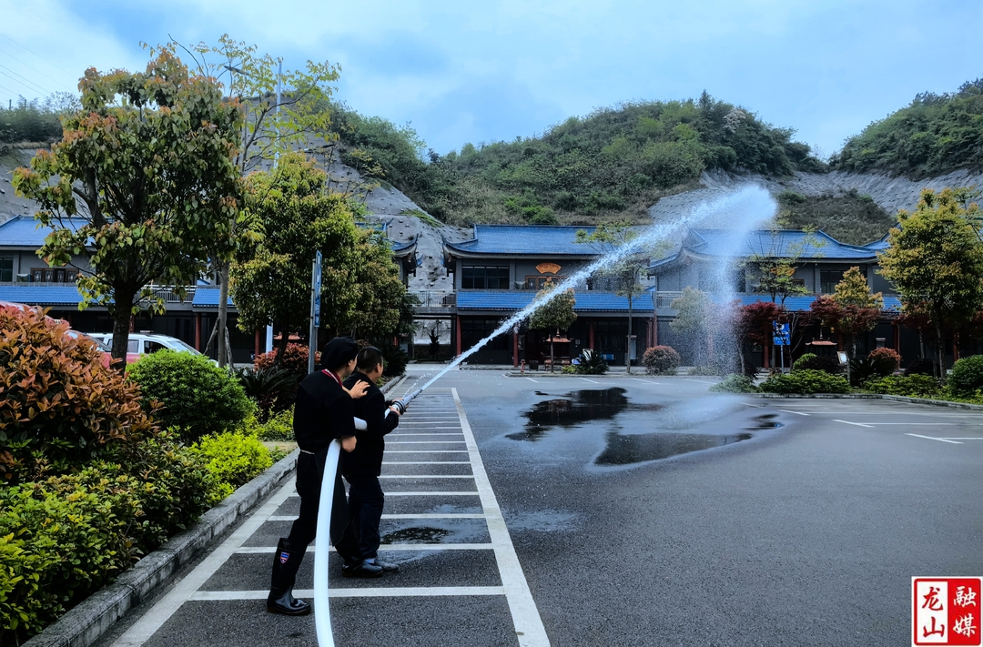 县殡仪馆：“以演促练 以练筑防”开展消防演练及培训