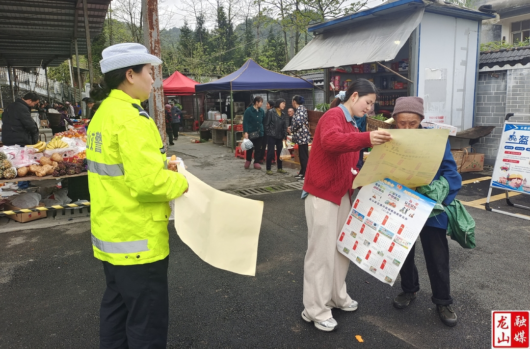 大安乡开展“美丽乡村安全行”交通安全宣传活动