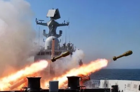 航行警告！北部湾海上实弹射击训练