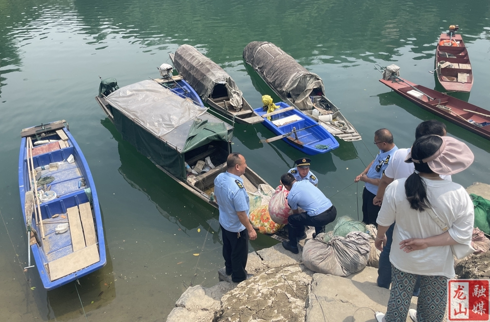 龙山县开展水上交通安全隐患专项排查整治行动