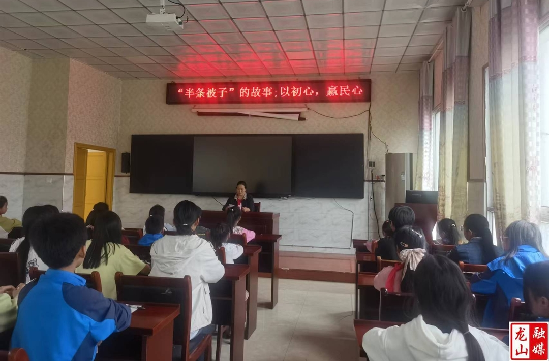 县财政局一行到桶车学校开展宣传教育活动