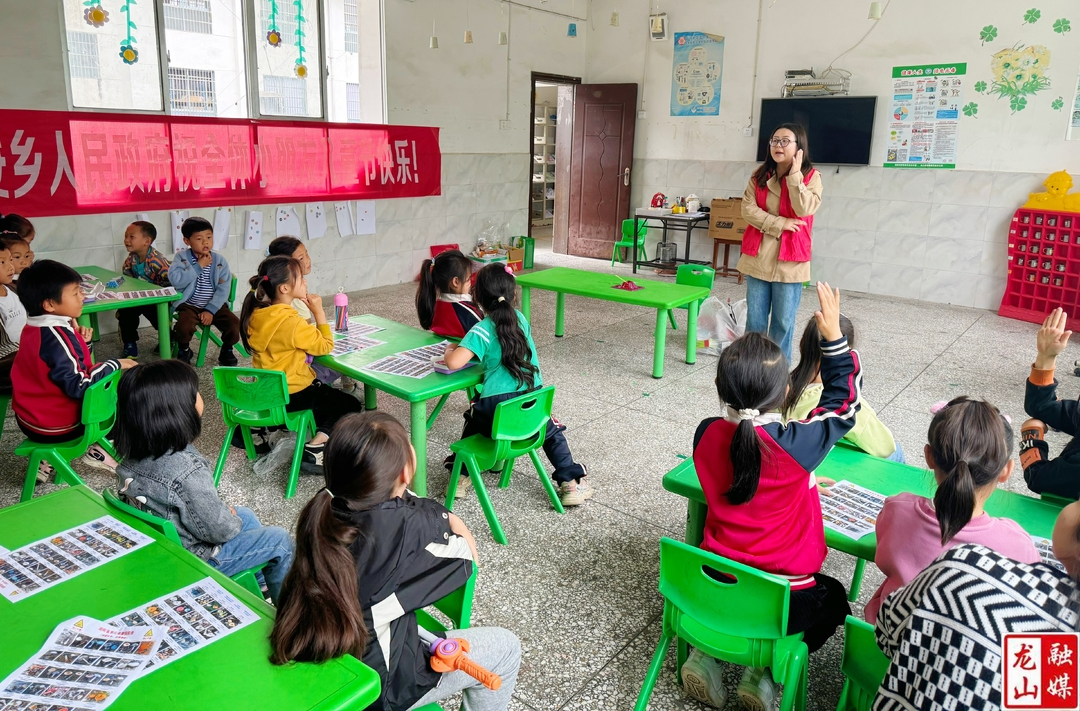 大安乡开展六一科普志愿行活动