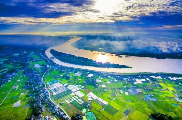 绿意芳菲莲城美