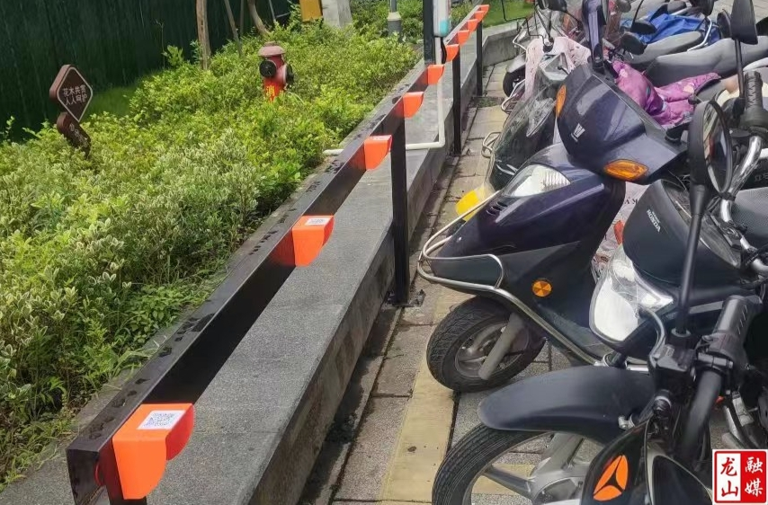 县市民之家为民服务增添“新装备”