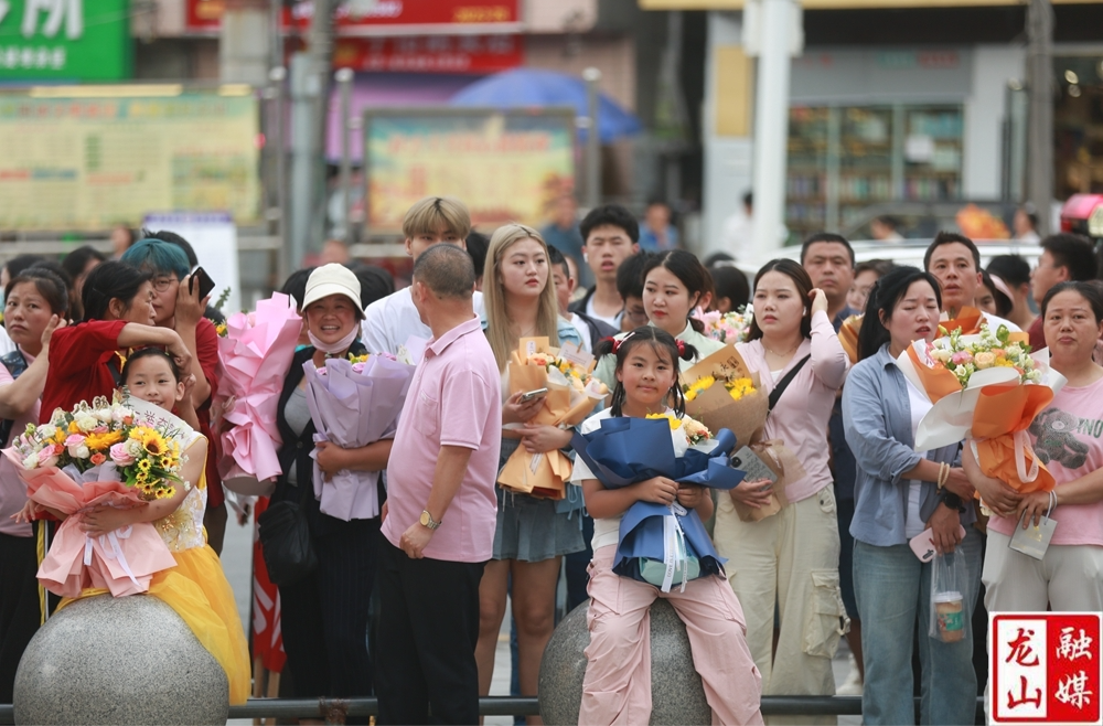 高考已落幕 青春再启航