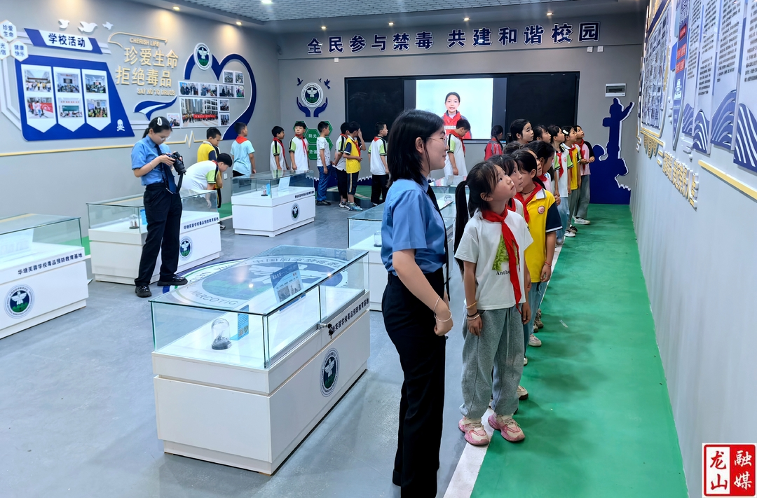 县检察院开展禁毒宣传教育进校园活动