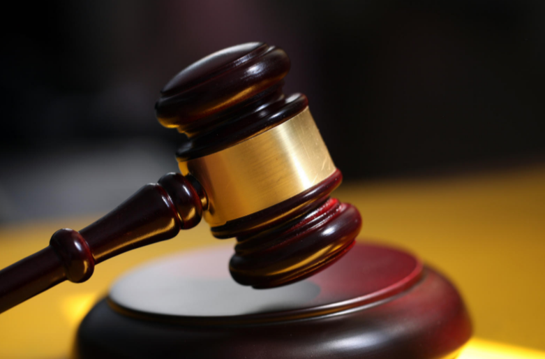 制止正在进行的家暴 法院认定属正当防卫