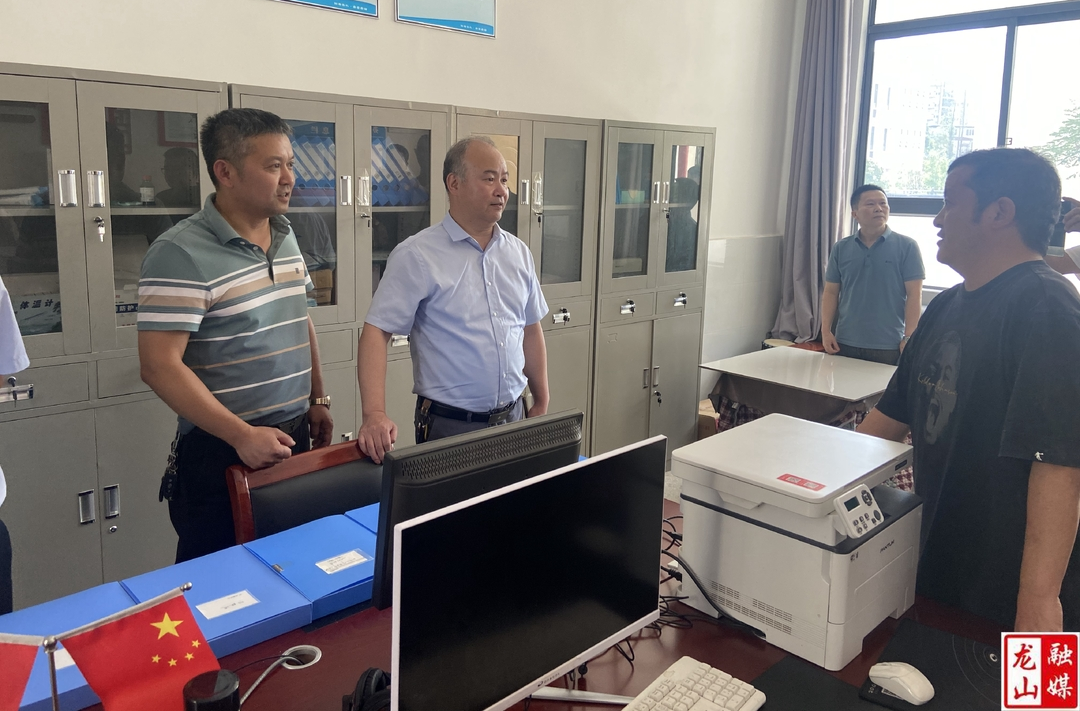 州政协副主席傅伟昌来县开展重点提案办前调研