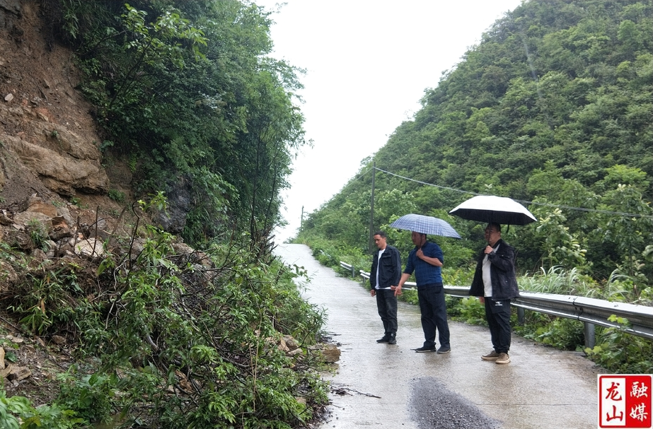 大安乡：片组邻“三长”闻汛而动