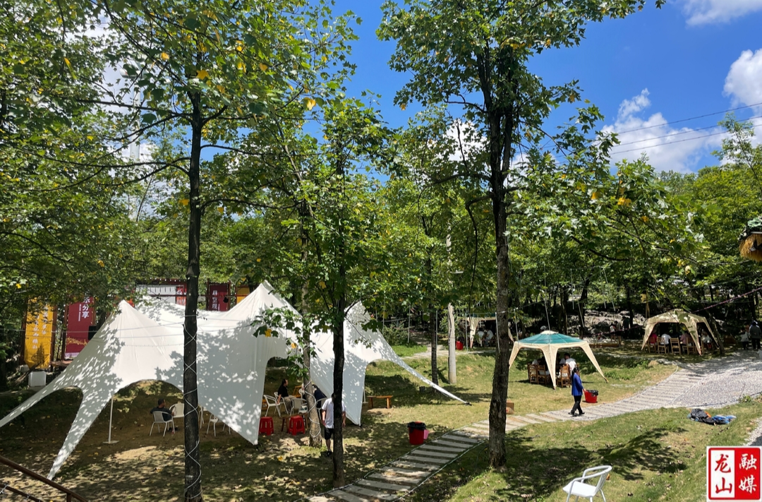 大灵山露营基地初建成 村集体经济发展辟蹊径