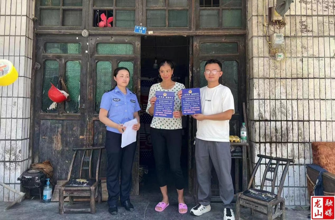 水田坝镇开展未成年人保护宣传活动