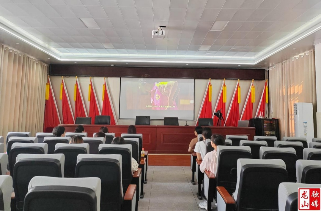 洛塔乡妇联执委开展集中培训