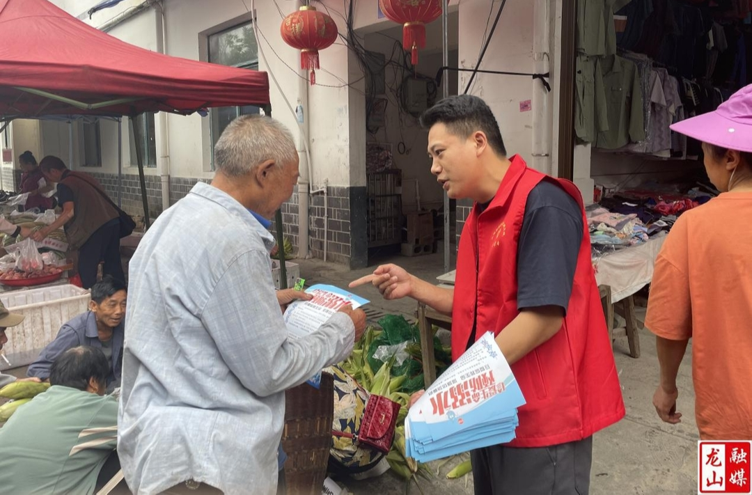 水田坝镇加强暑期巡河防溺水工作